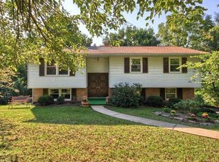 80 Horseshoe Blvd, Annville, PA 17003