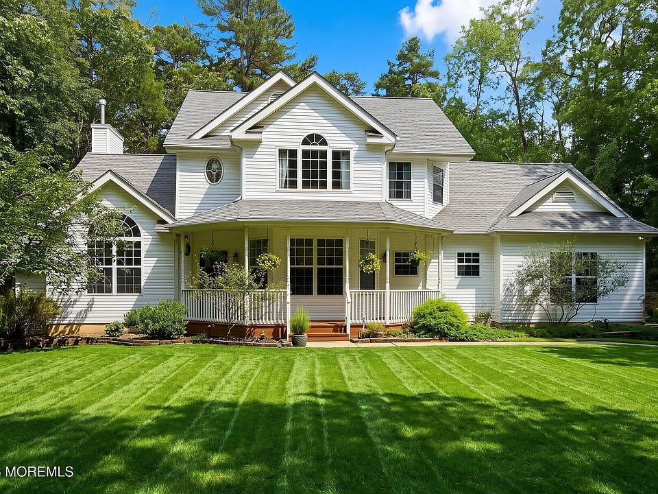 1st image of 203 E Pleasant Grove Road
