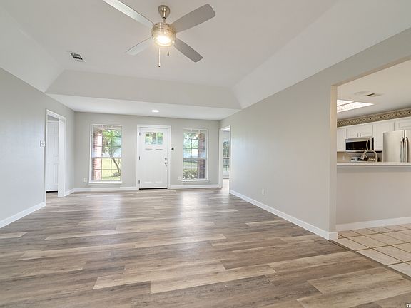 4th image of 2790 Willow