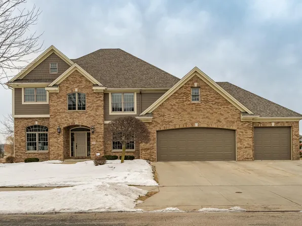 3964 Autumn Lake Ct SW, Rochester, MN 55902