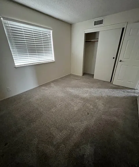 345 S Sunset St #B — Photo 9