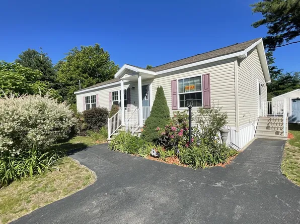10 Shadycrest Dr #274, Nashua, NH 03062