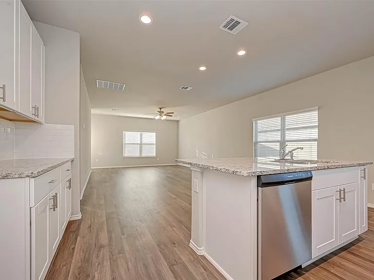 214 Cumberland Forest Dr — Photo 24