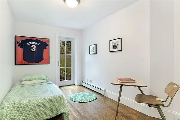 Sold by Compass | media 18