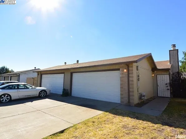 2705 Plantation Pl, Stockton, CA 95209