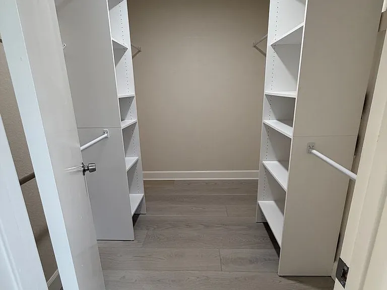 1665 Braddock Ct — Photo 13