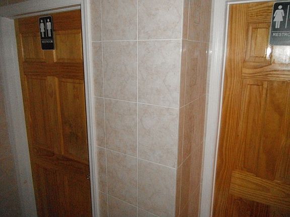 5th image of 10426 Jamaica Ave