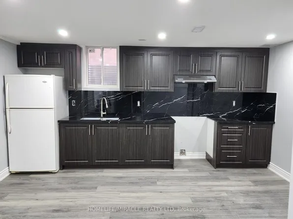 11 Streamline Dr, Brampton, ON L6V 4S6