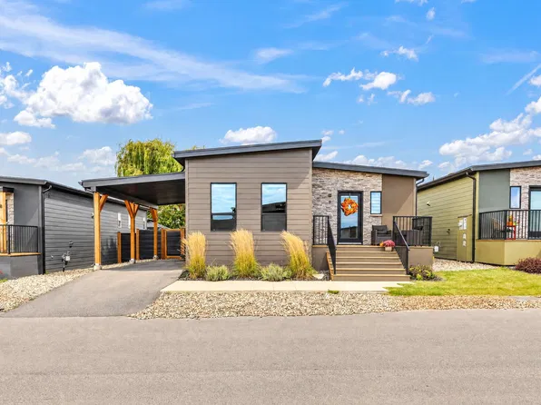 8900 Jim Bailey Rd #9, Kelowna, BC V4V 1R5