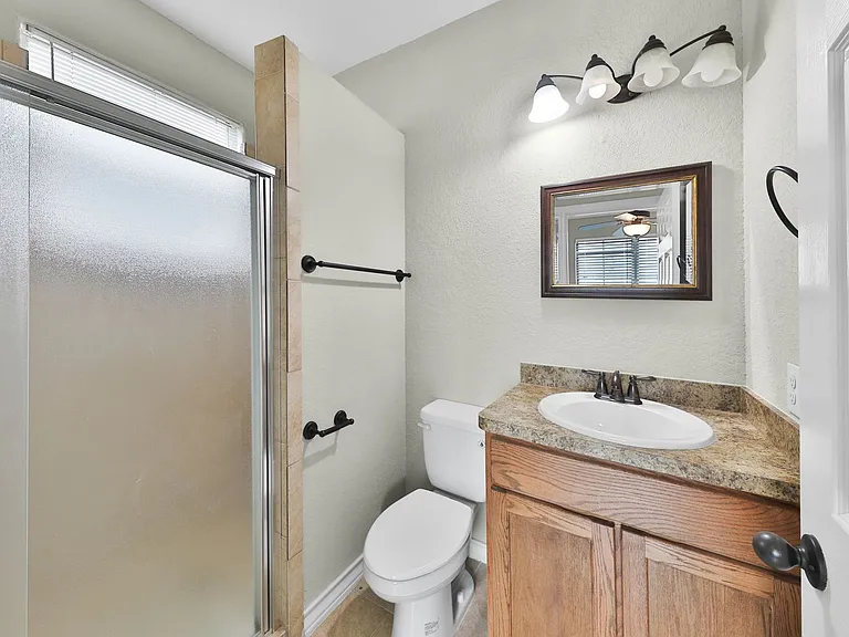 102 Cornell Ave — Photo 5
