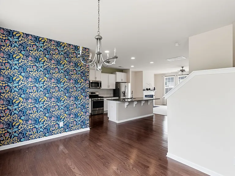 1502 Sharon Rd W — Photo 15