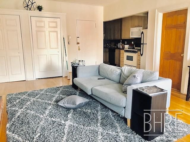1st image of 148 Montague St APT 6