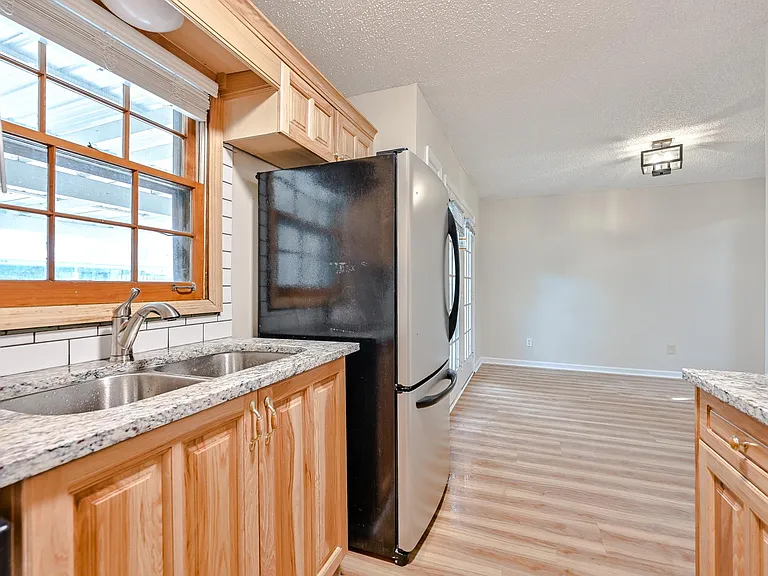 1036 Old Holcomb Bridge Rd — Photo 10