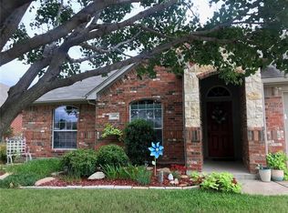 1505 Millbrook Dr, Midlothian, TX 76065