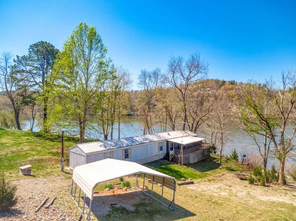 4272 Paradise Rd, Hiwassee, VA 24347