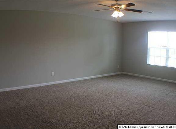 2nd image of 6078 Vera Ln