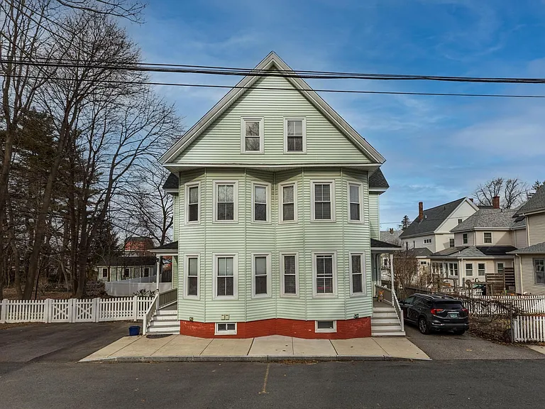 25 Friend St — Photo 12
