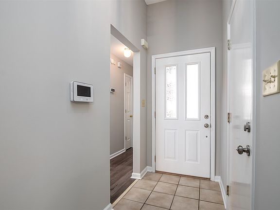 2nd image of 2807 Virginia Woods Pl