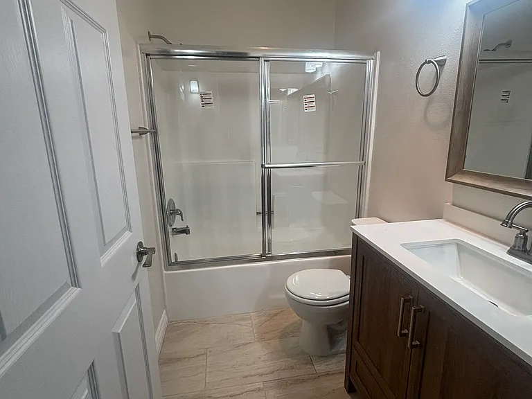 Tujunga Villas — Photo 11