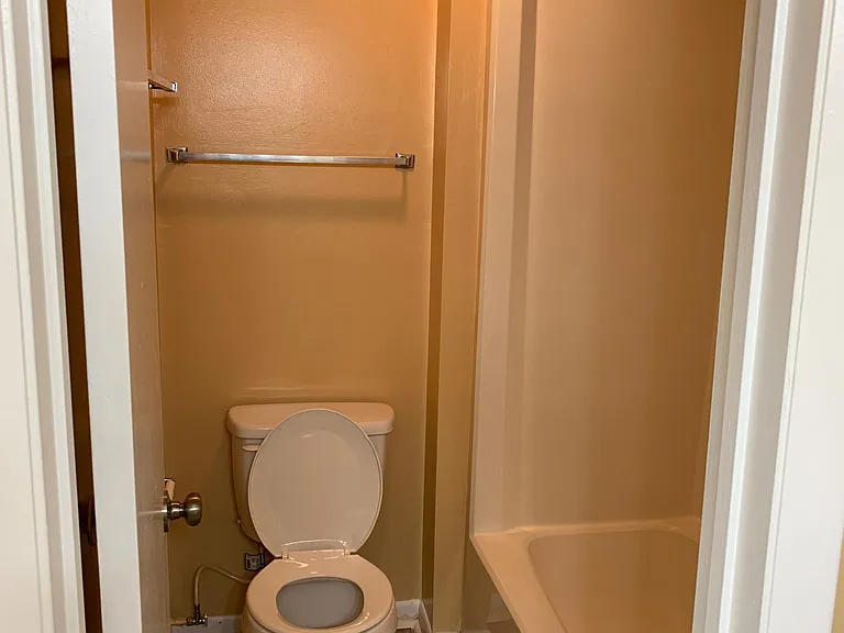 3717 Chimney Creek Dr — Photo 25