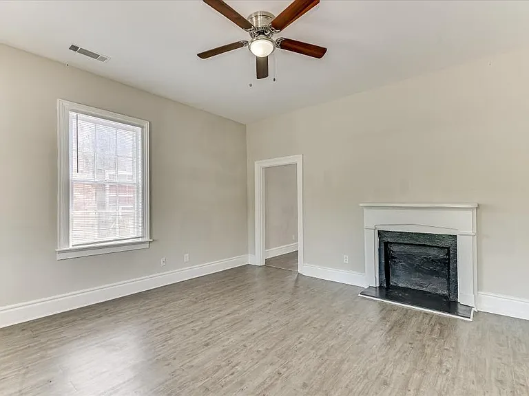 256 Walker St — Photo 5