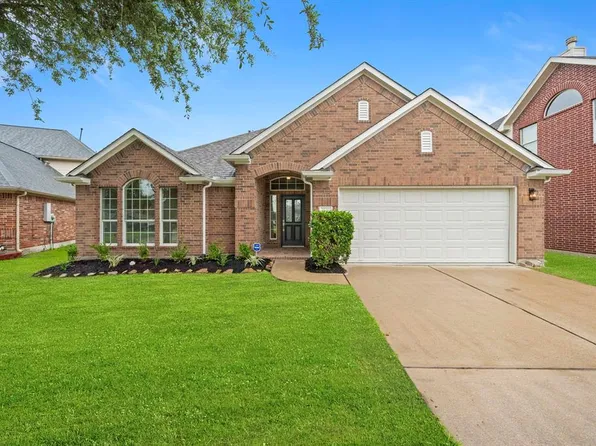 2105 Sugar Hill Drive, Deer Park, TX 77536