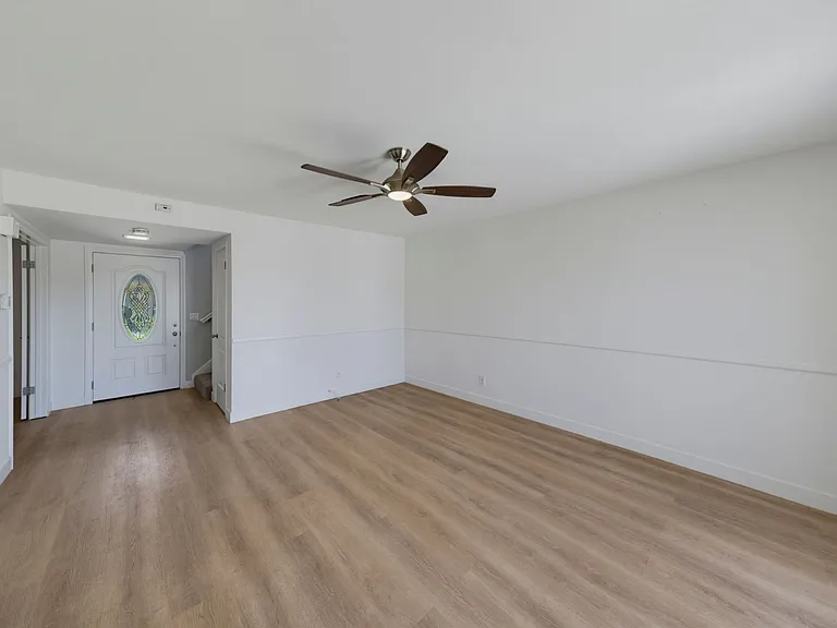 20361 Fee Ln — Photo 4