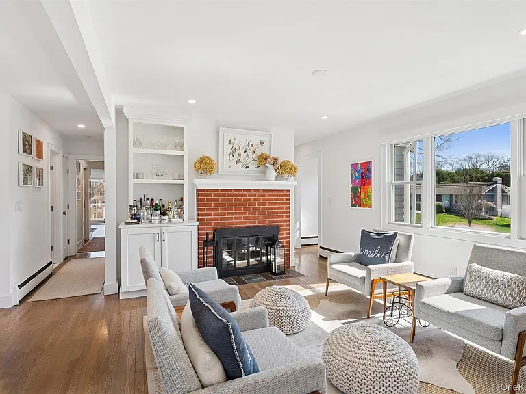 580 Gin Ln — Photo 4