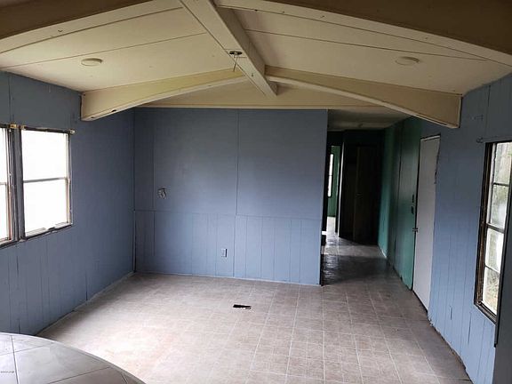 2nd image of 605 Laran St