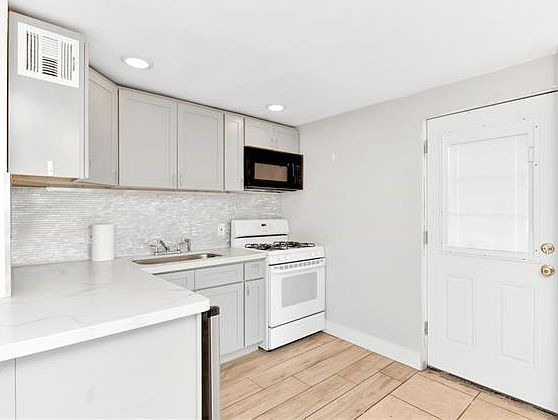2nd image of 4201 State Street Dr #A
