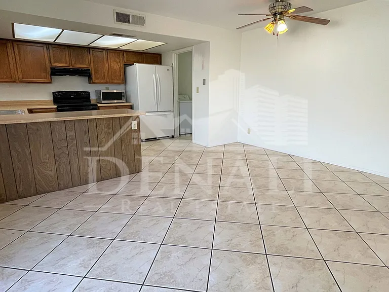 4746 W Aster Dr — Photo 9