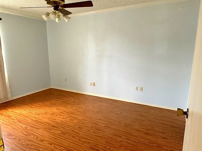 101 Wilbourn Blvd #210 — Photo 5