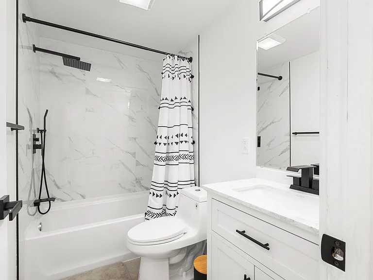 6318 Fairfield Dr — Photo 4