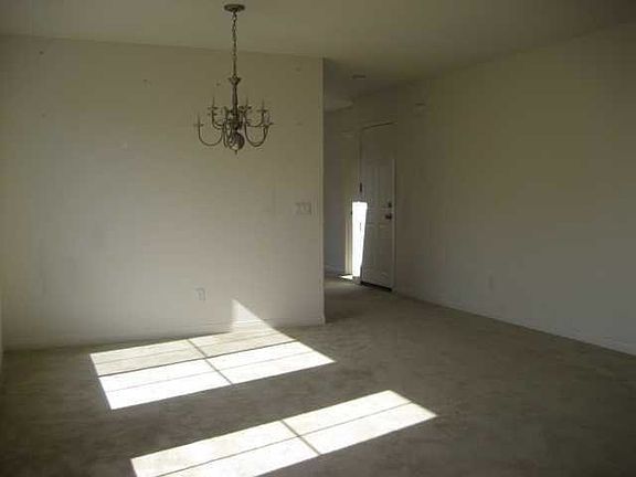 4th image of 25959 Marco Polo St