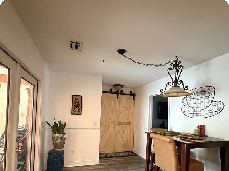 2613 Creek Hollow Dr — Photo 15