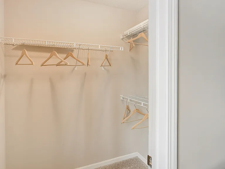 Avalon Apartment Homes — Photo 9