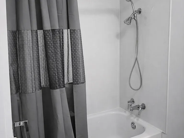 500 Hill St #2 — Photo 3