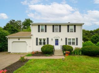 17 Woodlawn Ave, Holbrook, MA 02343