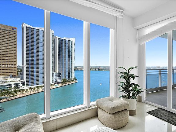 2nd image of 901 Brickell Key Blvd APT 1807