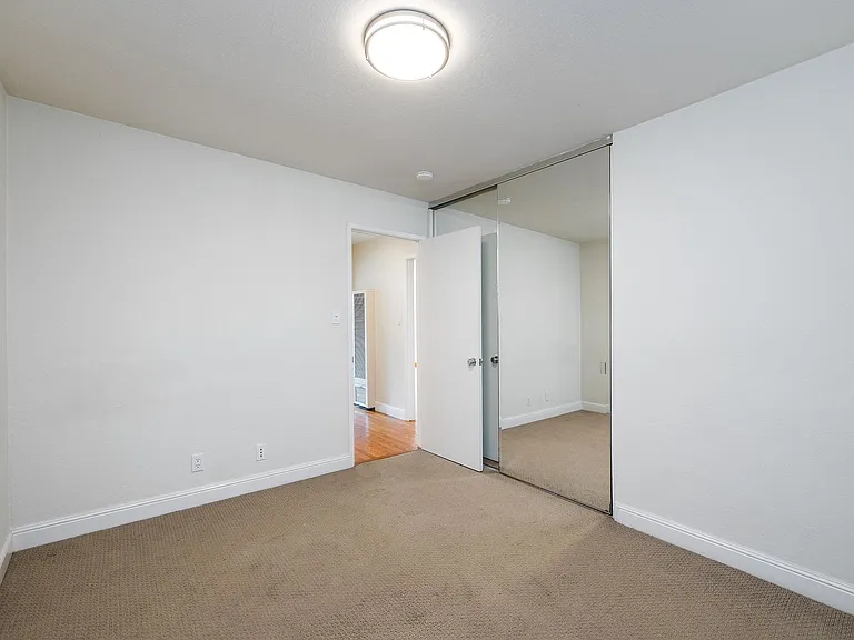 1958 Golden Gate Ave #1 — Photo 19
