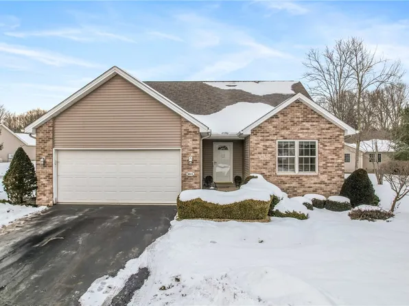 3011 Kaitlin Ct, Hermitage, PA 16148