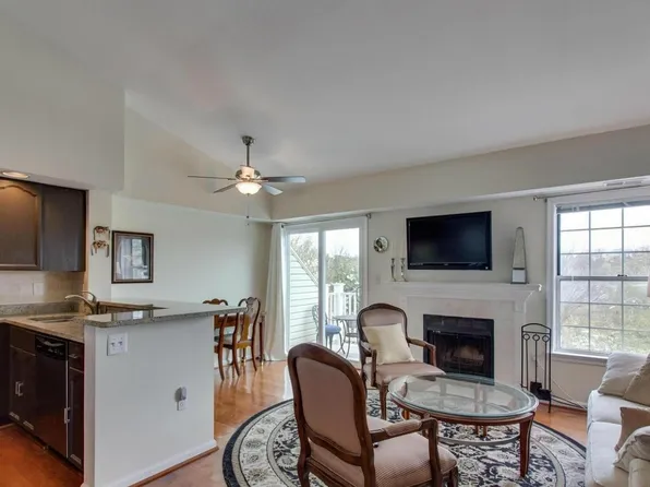 2903 S Woodley St APT H, Arlington, VA 22206