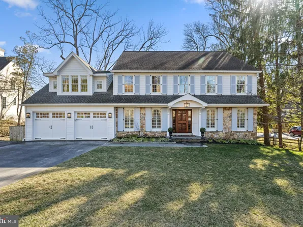 313 Oak Ter, Wayne, PA 19087