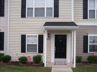 3127 Ivy Wood Ln, Durham, NC 27703