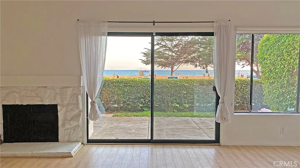 3 bed, 2.0 bath, 1664 sqft, $7,000 — Photo 4