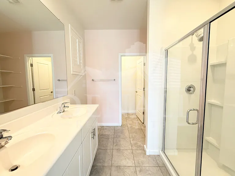 4373 W Allen St — Photo 10