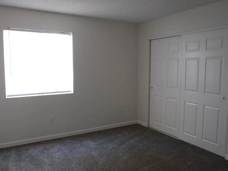 1631 Bramble Pl — Photo 14
