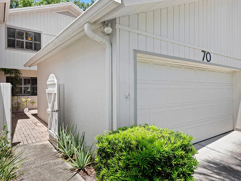485 Westlake Blvd #70 — Photo 37