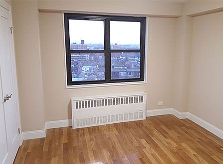 4th image of 2040 Bruckner Blvd APT 15C