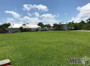 17070 Feather Nest Dr, Springfield, LA 70462